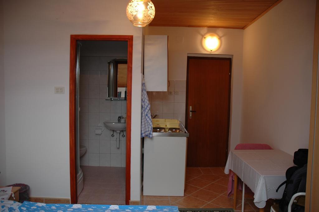 Apartment Latinovic 沃迪切 客房 照片